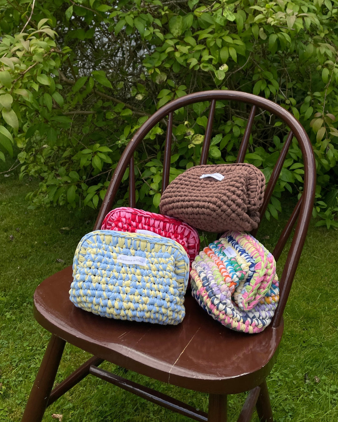 Pattern Ester Makeup Bag