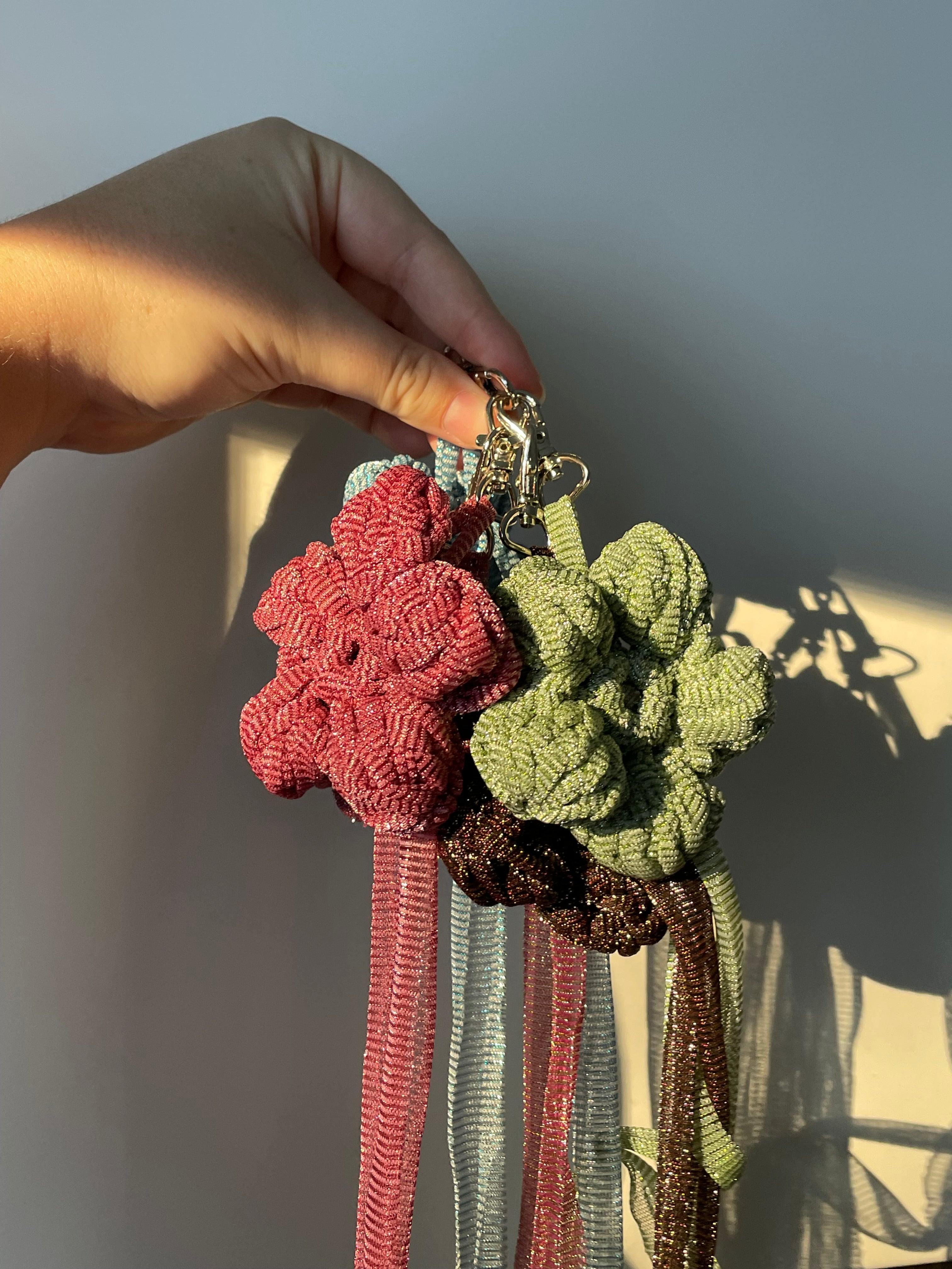 Flower bag charm - Pink