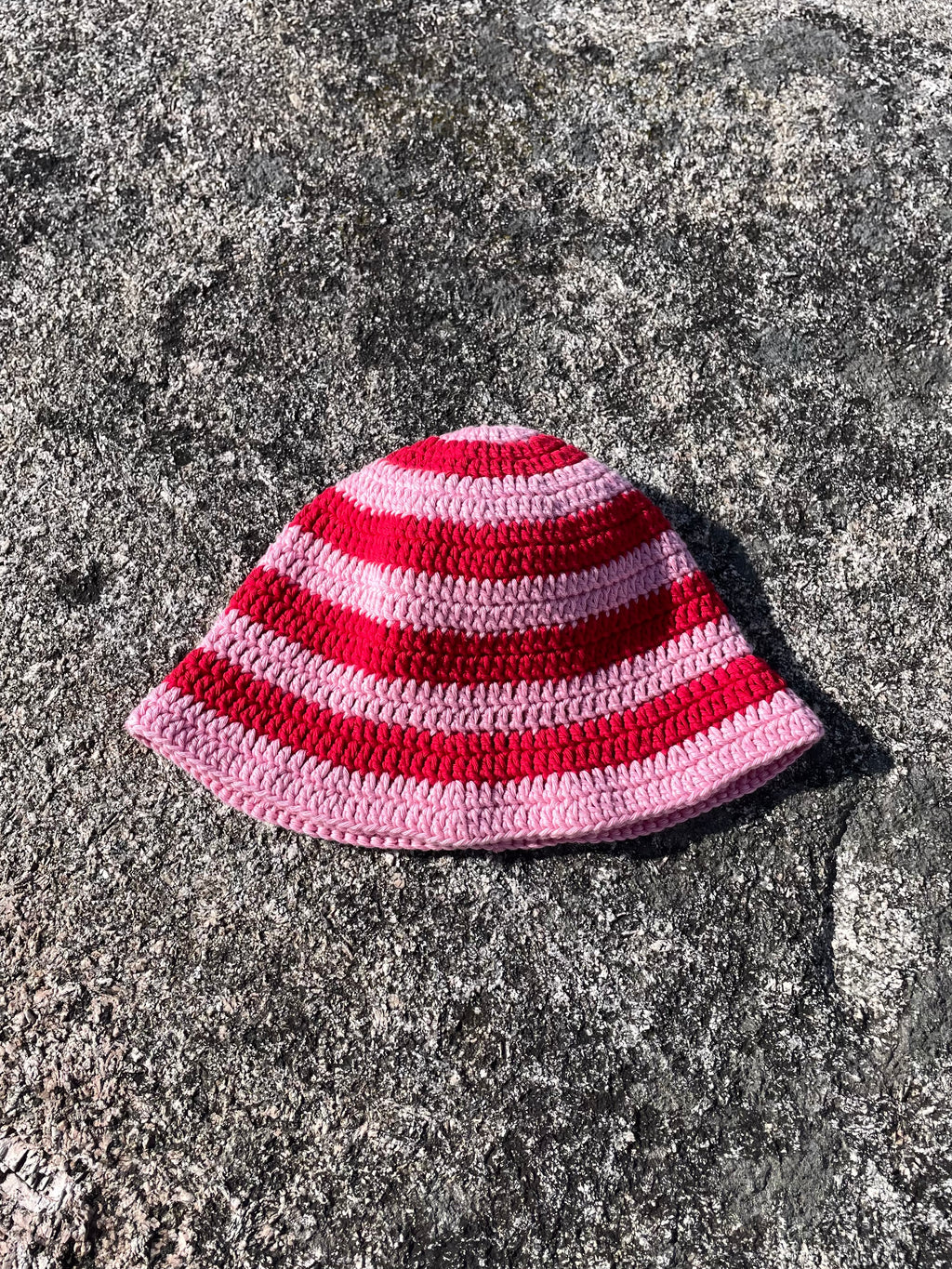 Lisa Bucket Hat Röd/rosa