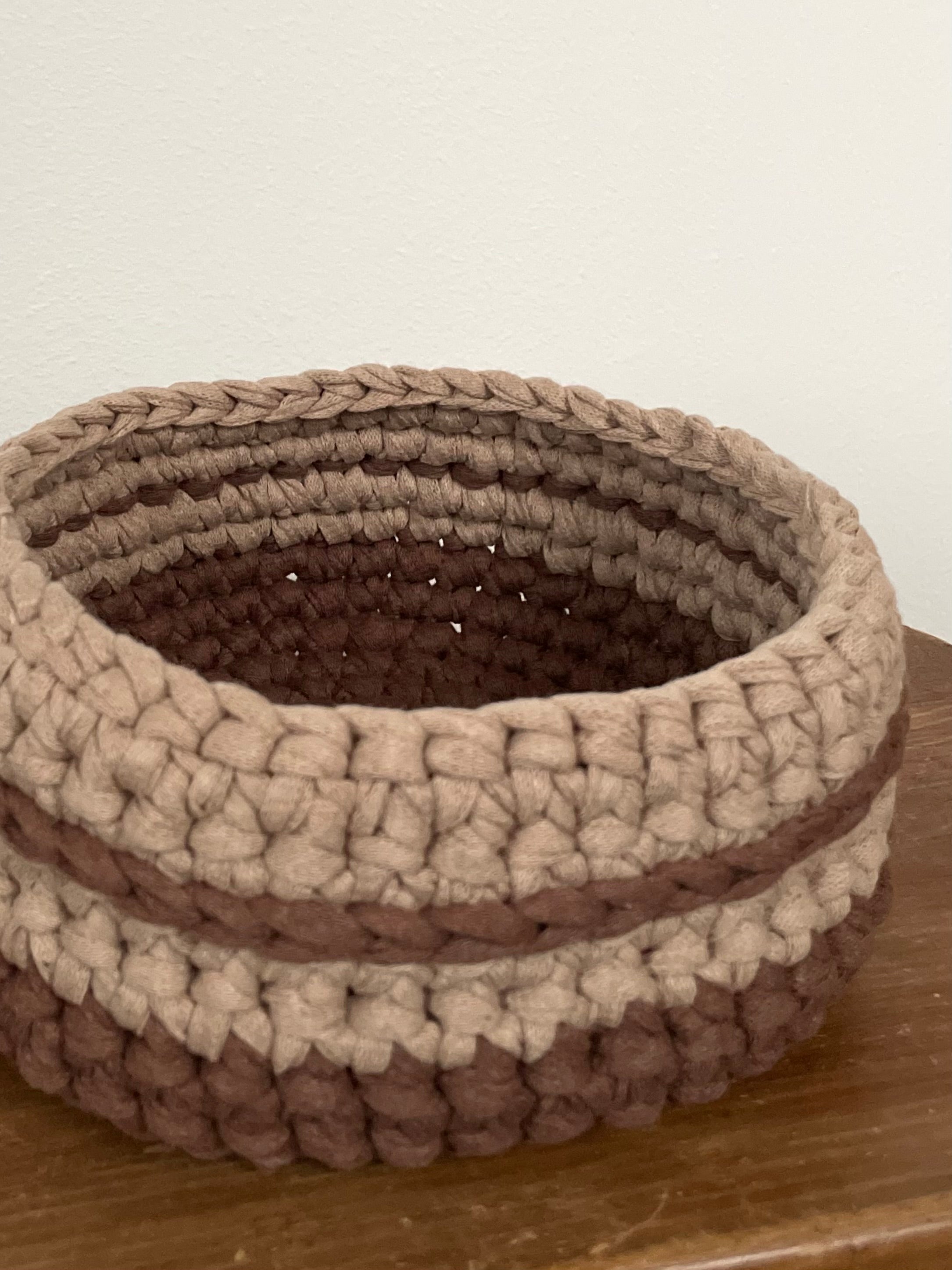Crochet basket - Large brown