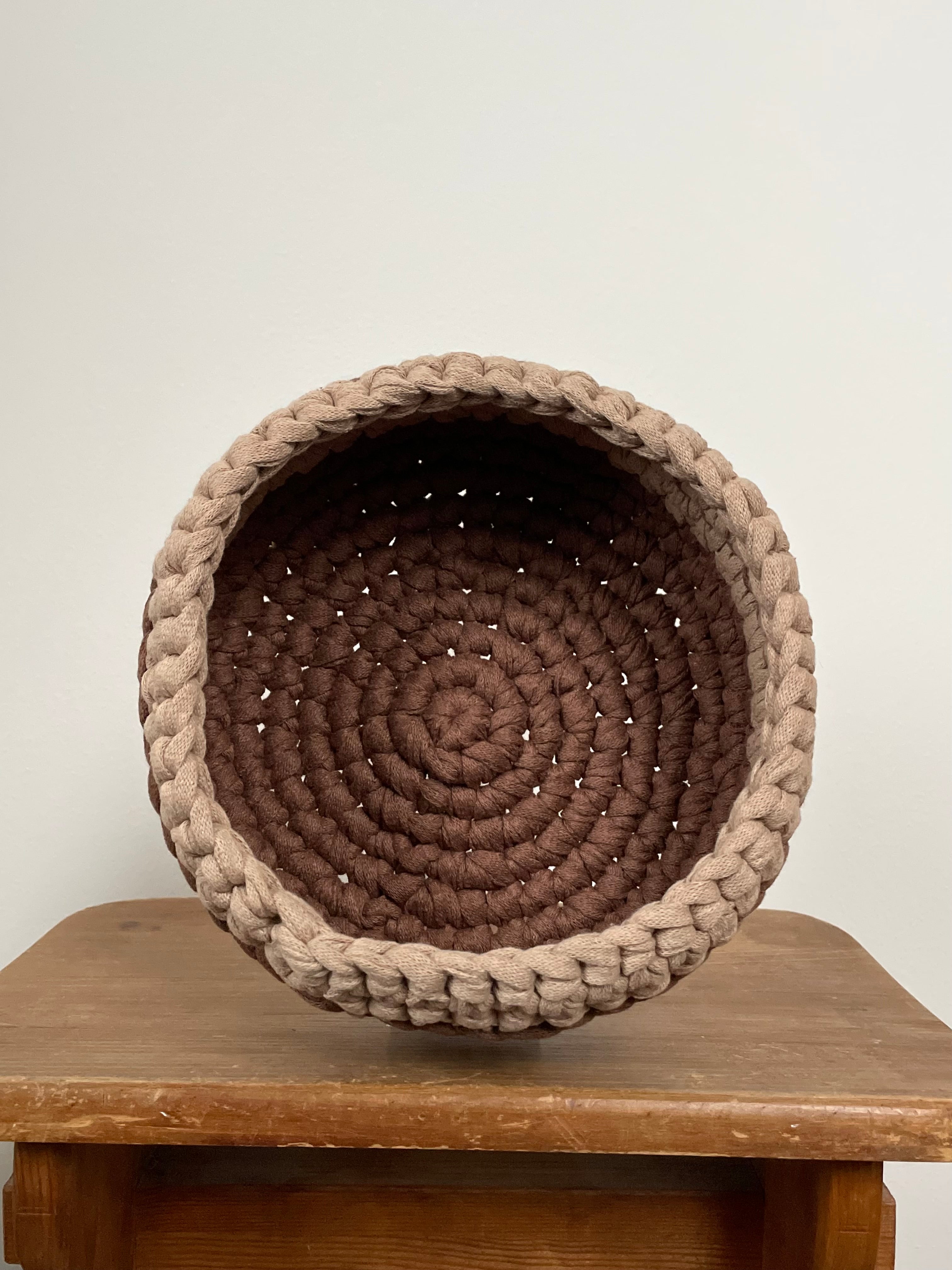 Crochet basket - Large brown