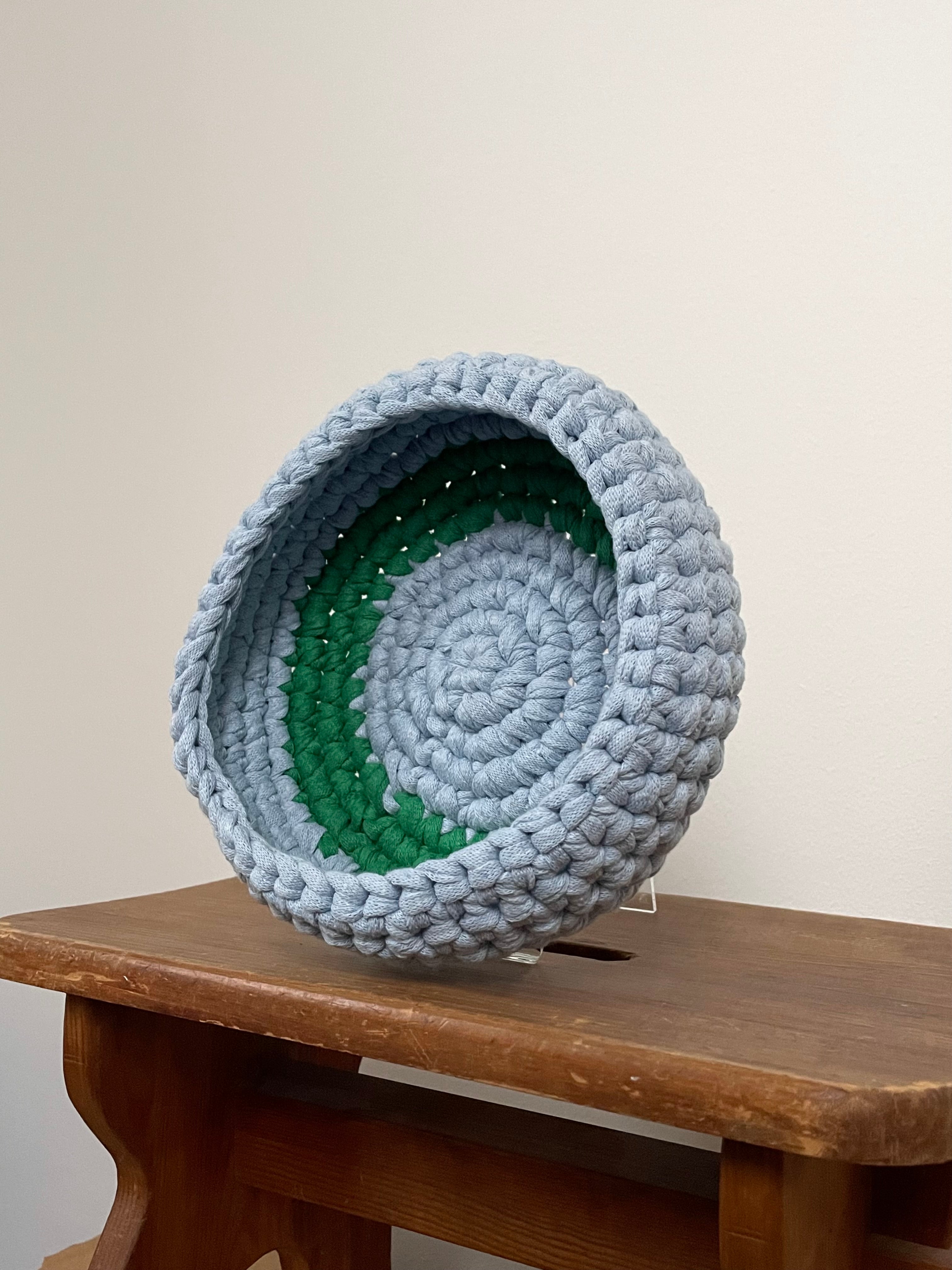 Crochet basket - Medium light blue